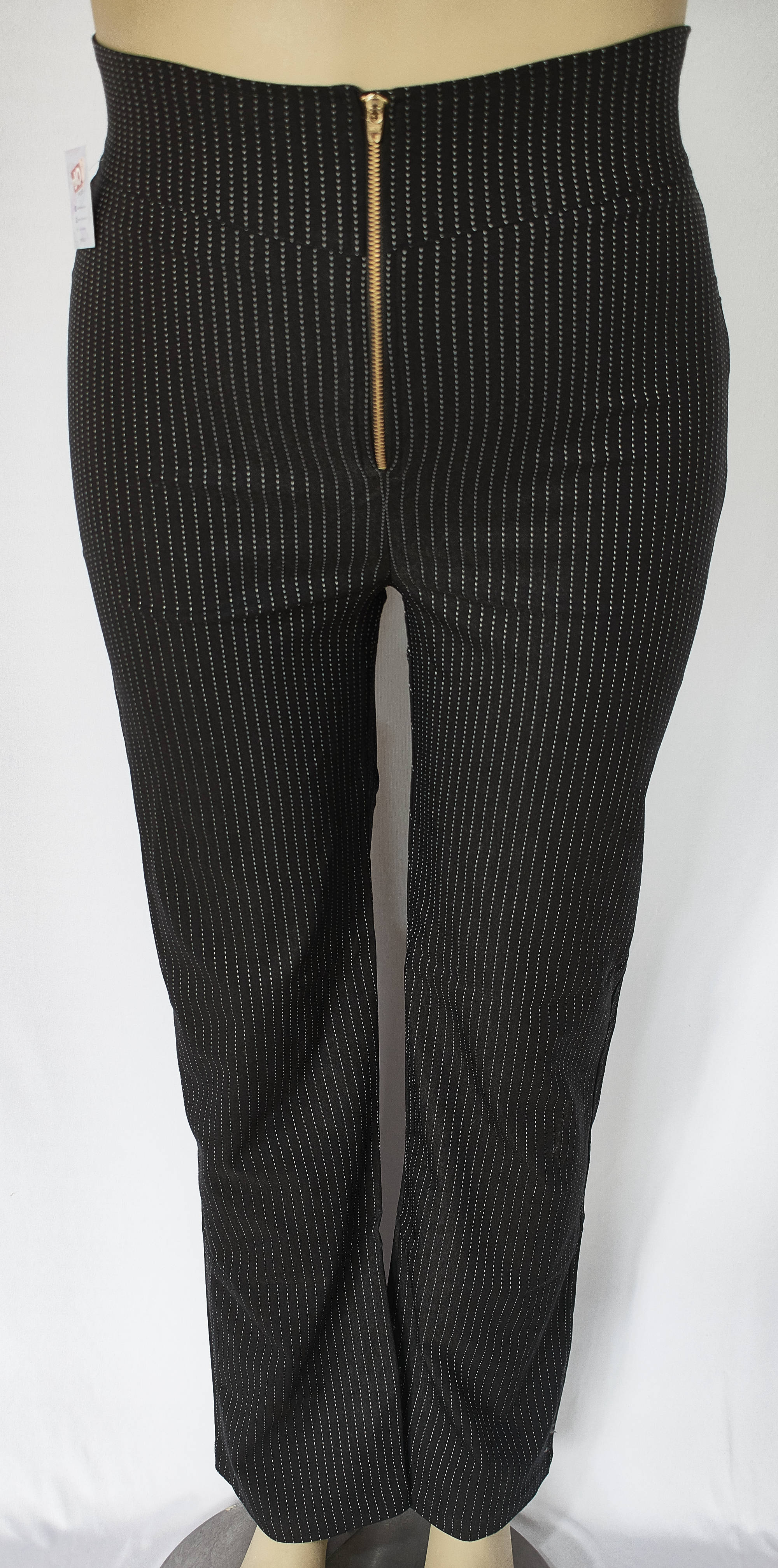 Pantalon tipo leggins color negro Tallas 16 a la 22 de JoPlus Tallas Grandes