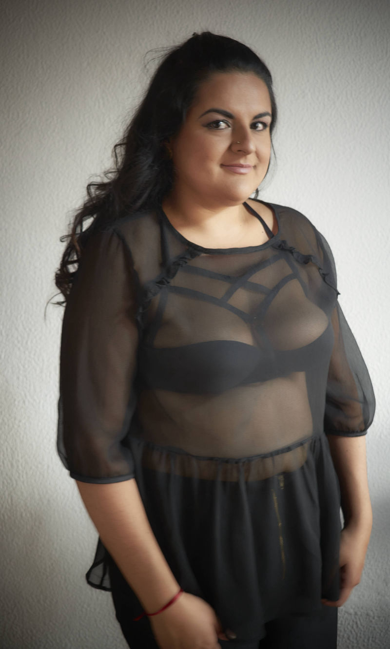 Blusa y harnes de JoPlus Tallas Grandes (harnes se vende por separado)
